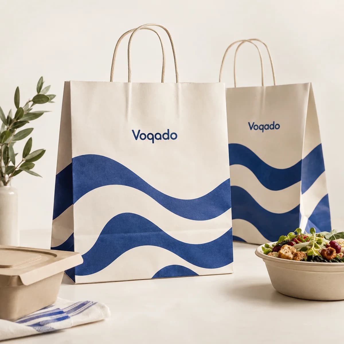 To-go bags: Voqado product styling