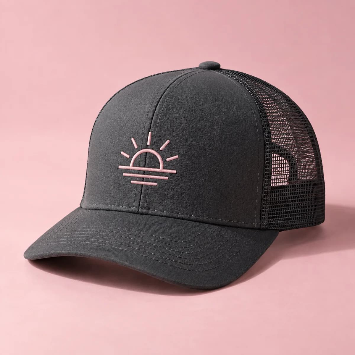 Trucker caps: Voqado product styling