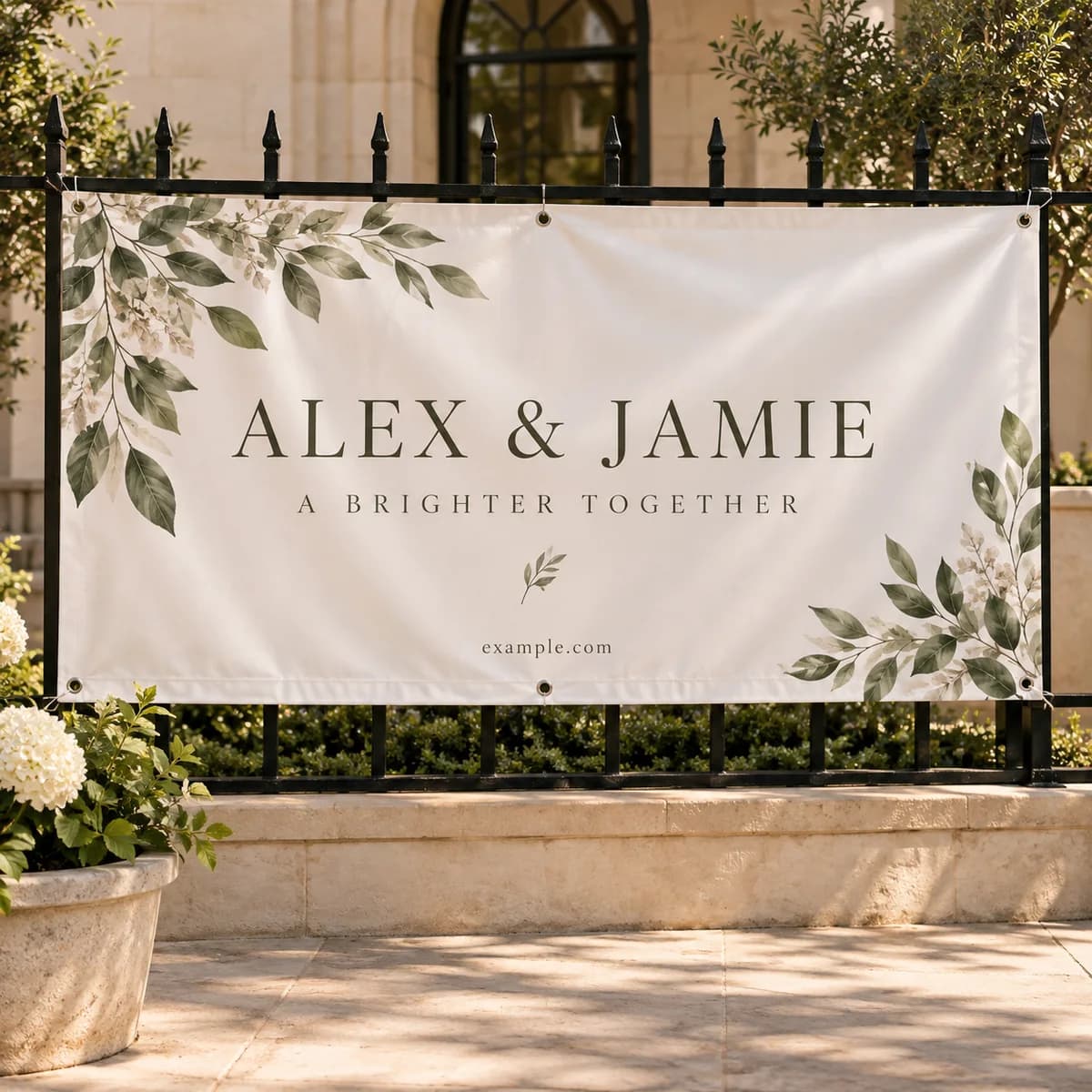 Vinyl banners: Voqado product styling